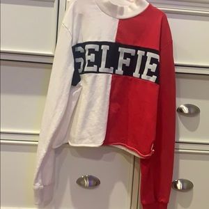 Sweatshirt